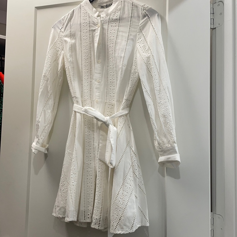 White lace dress